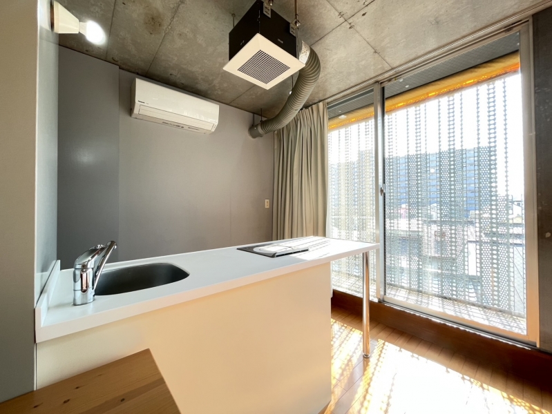 アローブロア緑橋  402号室