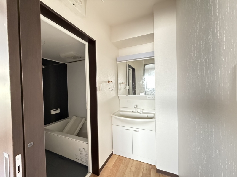 カルミアコート  101号室