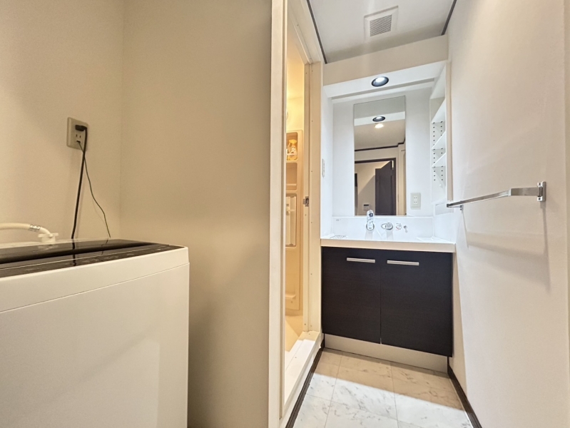 アスール江坂  307号室