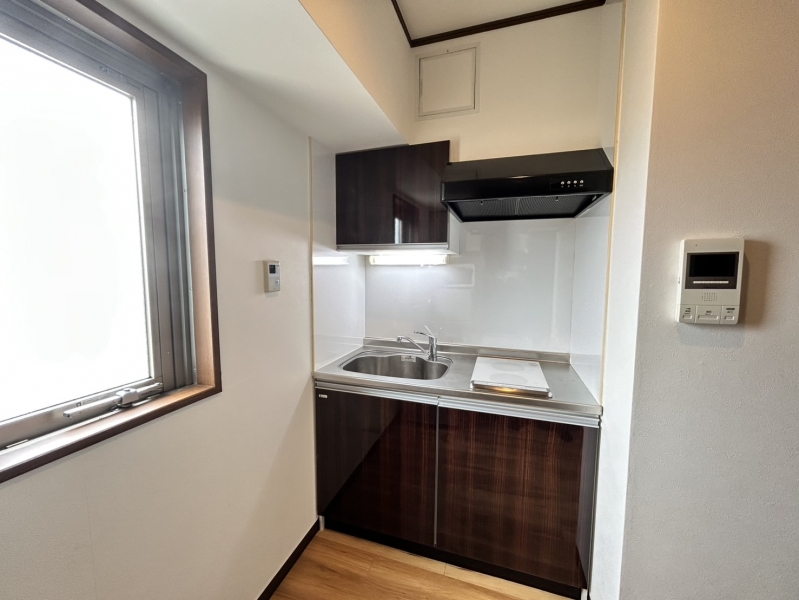 アスール江坂  1205号室