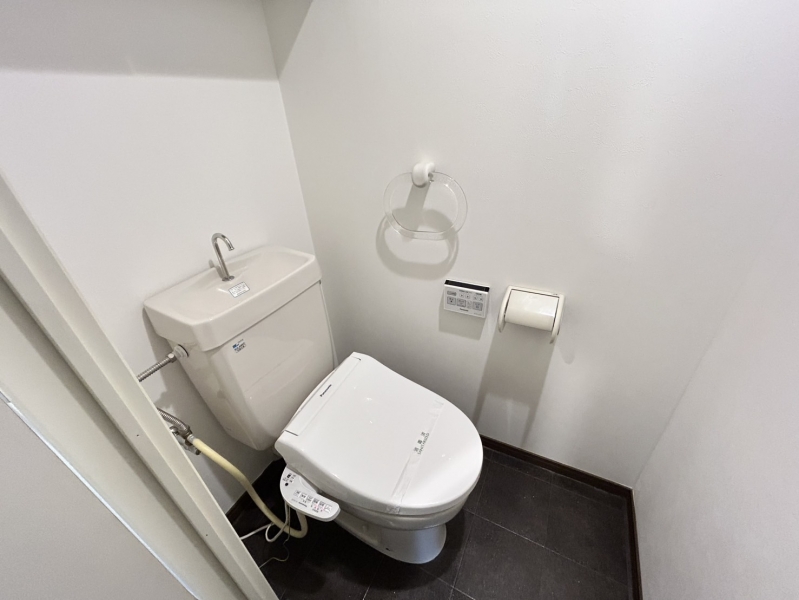 アスール江坂  1205号室