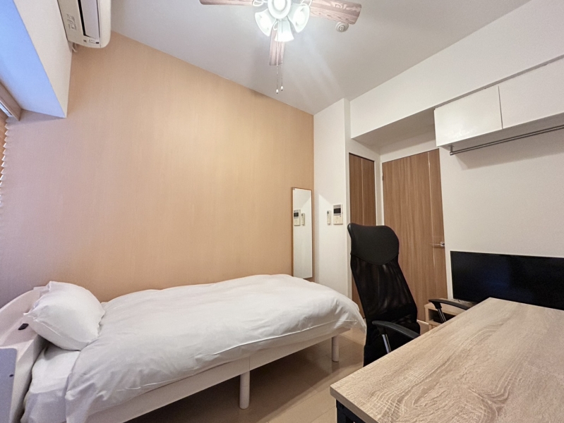 セレニテ梅田北  701号室