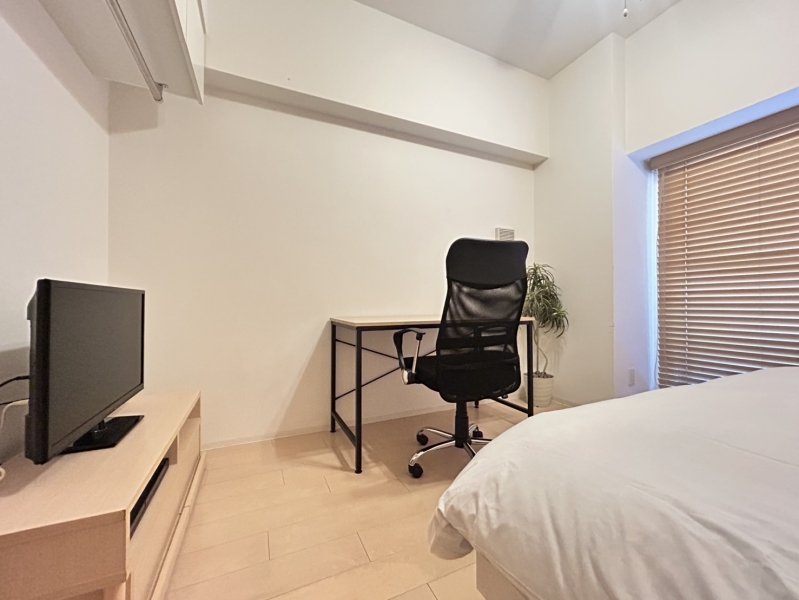 セレニテ梅田北  701号室