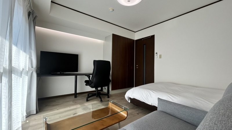 アスール江坂  402号室