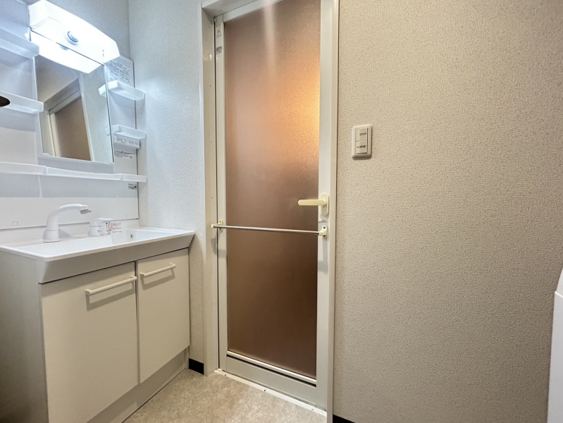 アプリーレ垂水  203号室