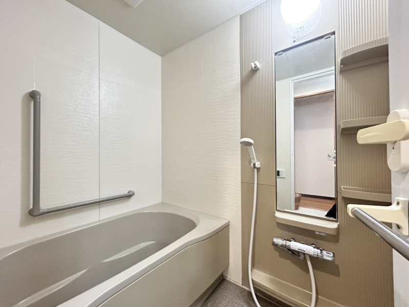 アプリーレ垂水  205号室