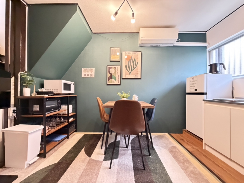 京橋レトロステイ 号室