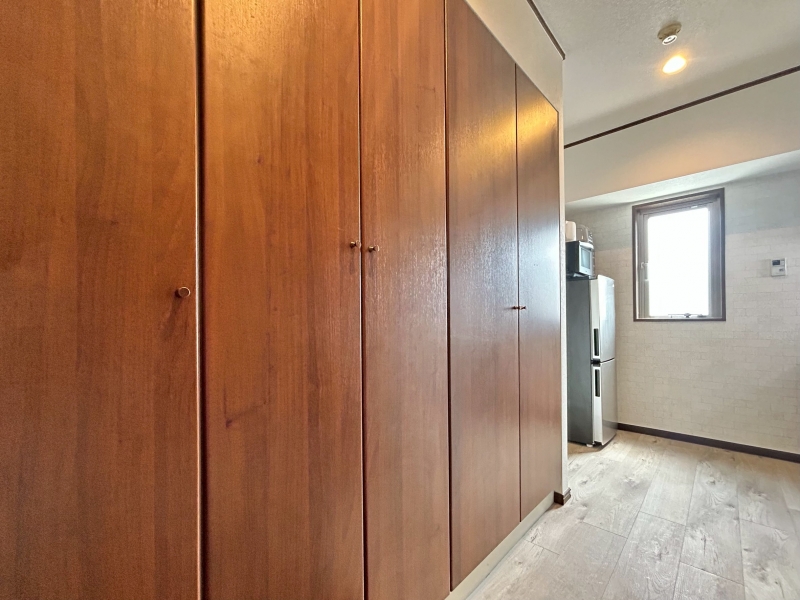 アスール江坂  805号室